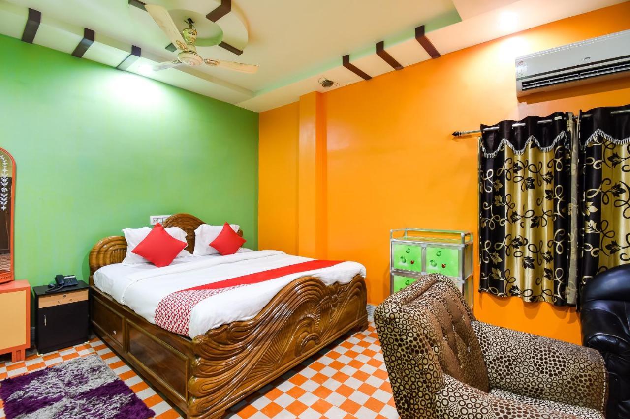 Oyo 44160 Hotel Sahana Jangipur Dış mekan fotoğraf