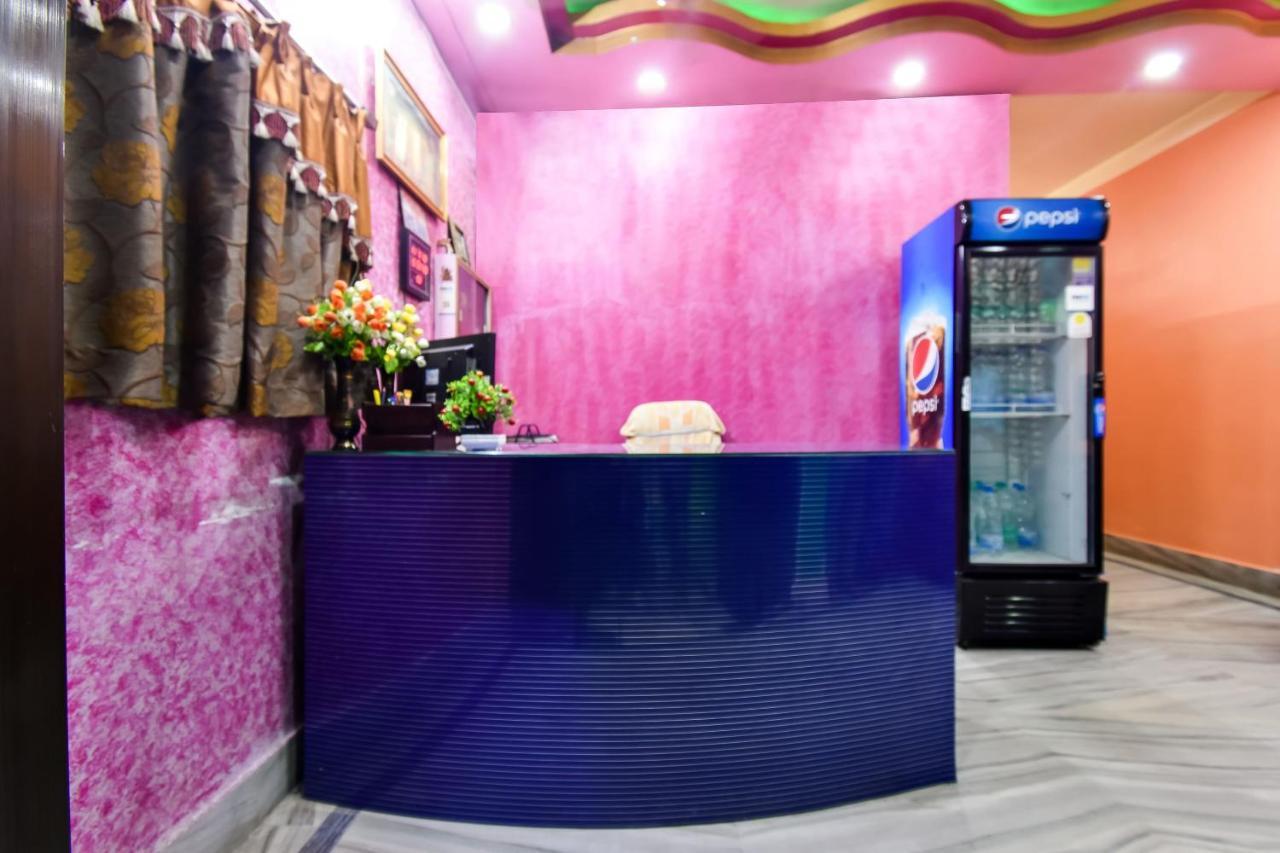 Oyo 44160 Hotel Sahana Jangipur Dış mekan fotoğraf
