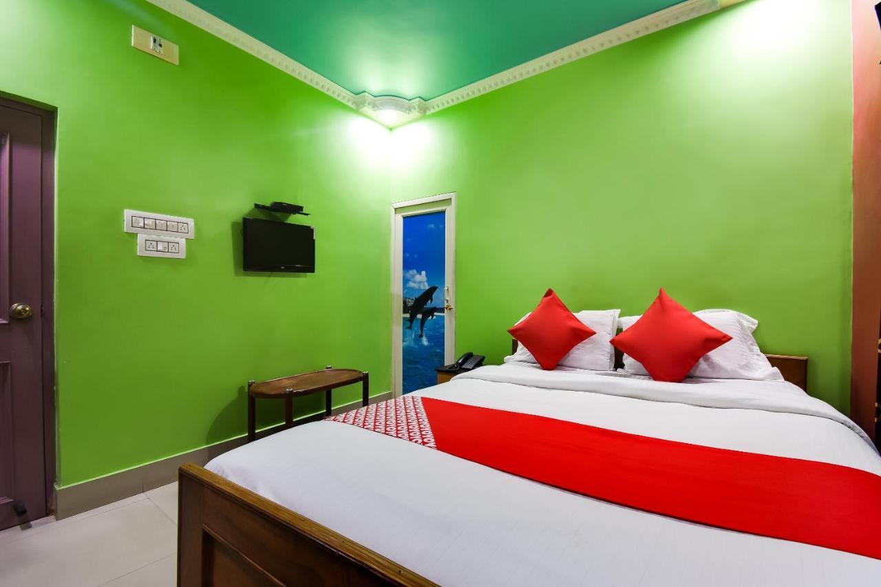Oyo 44160 Hotel Sahana Jangipur Dış mekan fotoğraf
