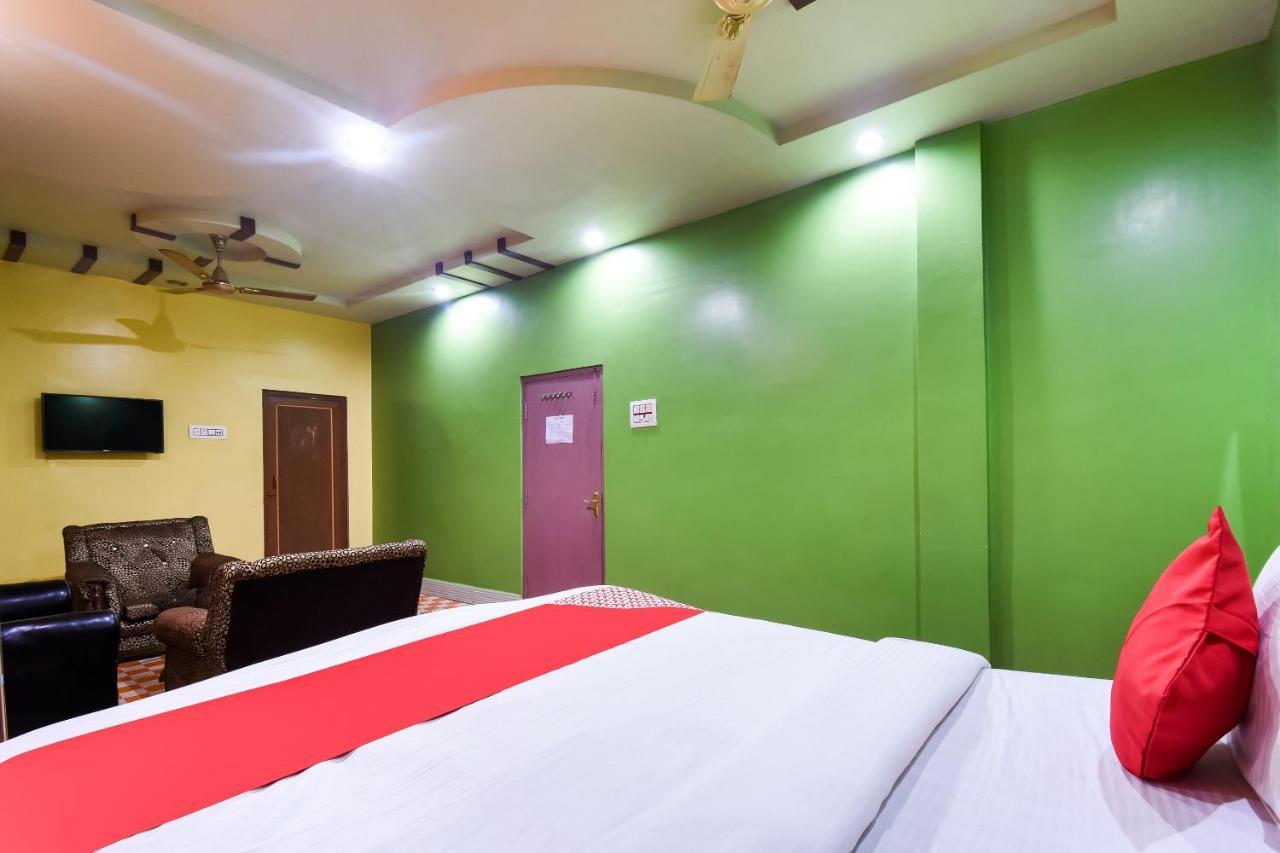 Oyo 44160 Hotel Sahana Jangipur Dış mekan fotoğraf